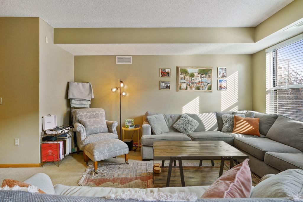 660 N 2nd Street 301