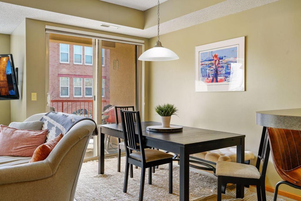 660 N 2nd Street 301