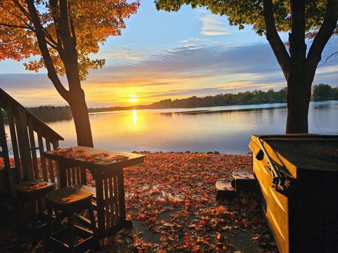 33190 Marmon Street NE Cambridge Twp MN 55008