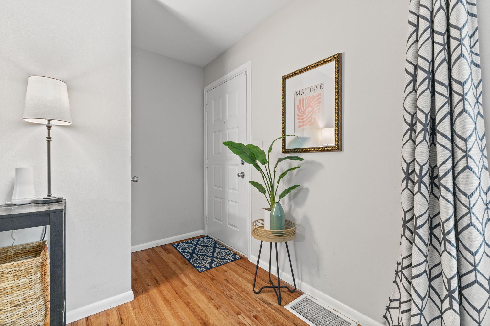 2424 Cavell Avenue S