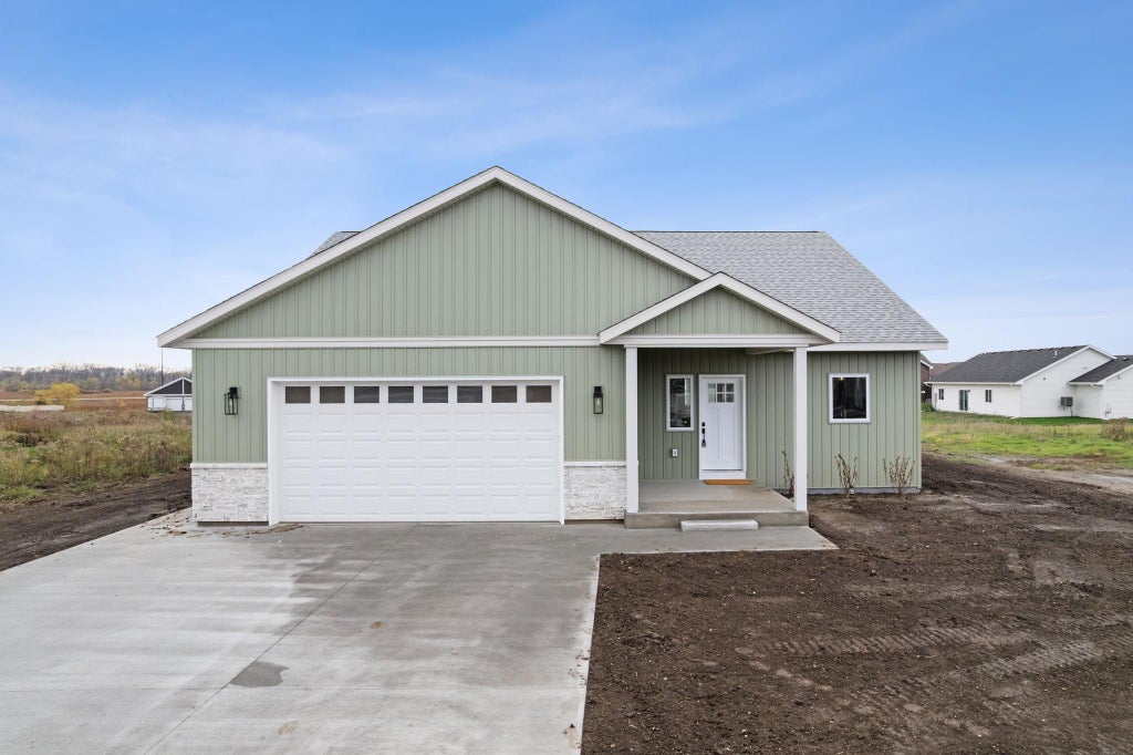 Photo of 1009 Misty Curve, Buffalo, MN 55313 (MLS # 7166697)