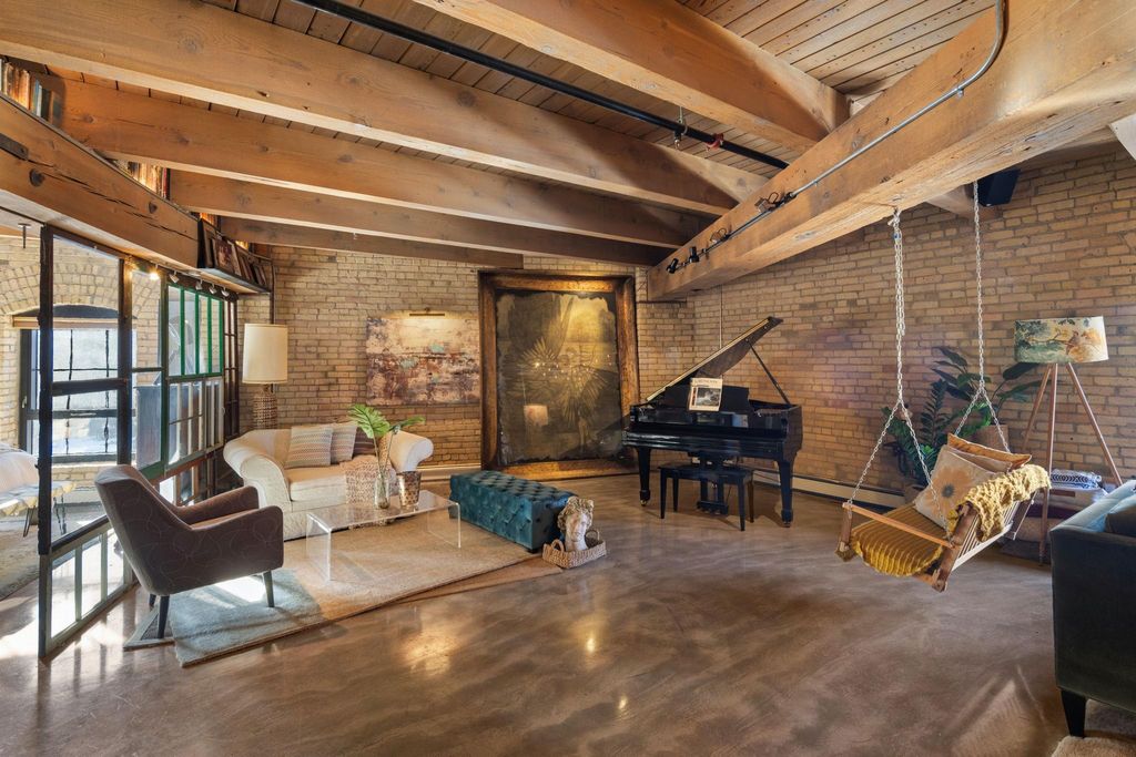 Photo of 404 Washington Avenue N #306, Minneapolis, MN 55401 (MLS # 7039054)