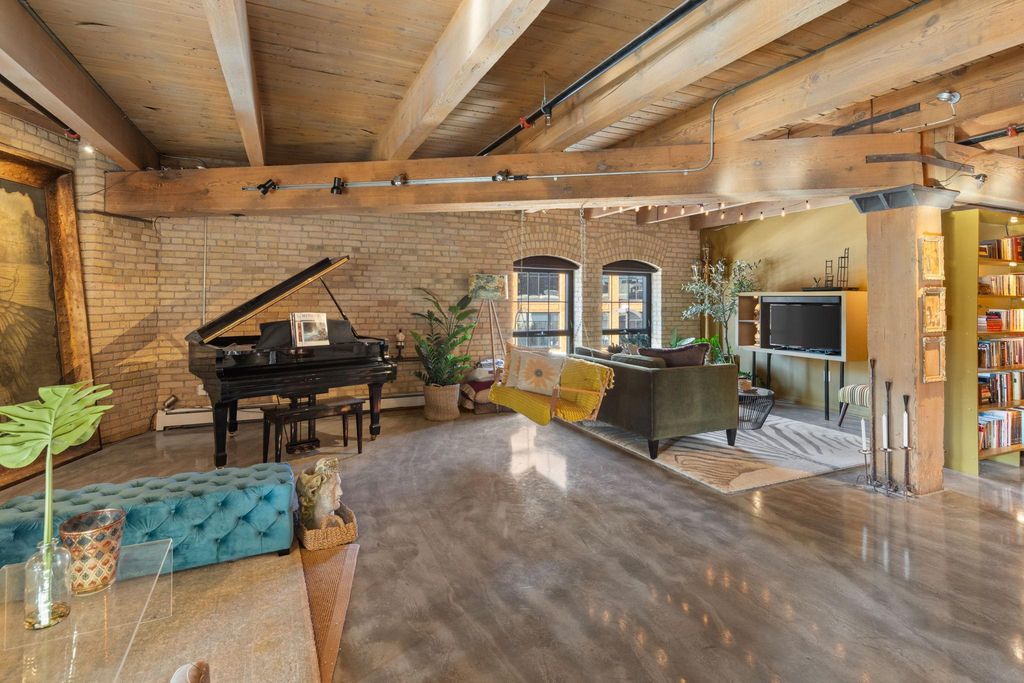 Photo of 404 Washington Avenue N #306, Minneapolis, MN 55401 (MLS # 7039054)
