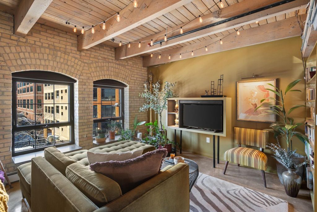 Photo of 404 Washington Avenue N #306, Minneapolis, MN 55401 (MLS # 7039054)