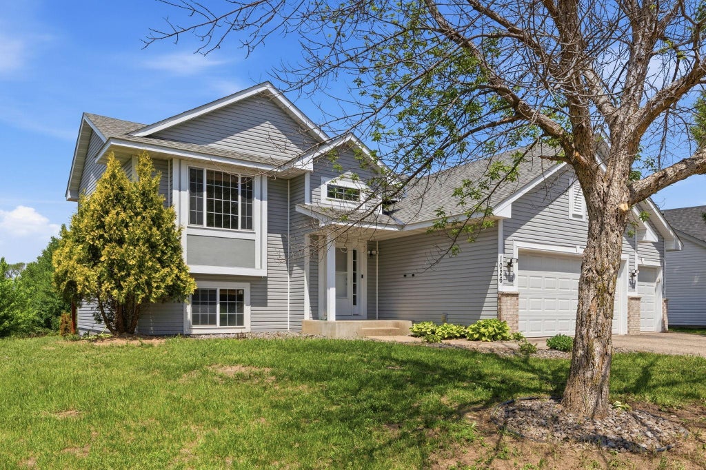 Photo of 1026 Pioneer Trail SE, Cambridge, MN 55008 (MLS # 7086179)