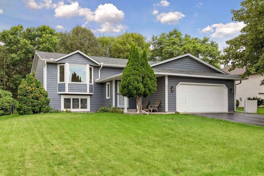 Photo of 5855 W 140th Street, Savage, MN 55378 (MLS # 7140598)
