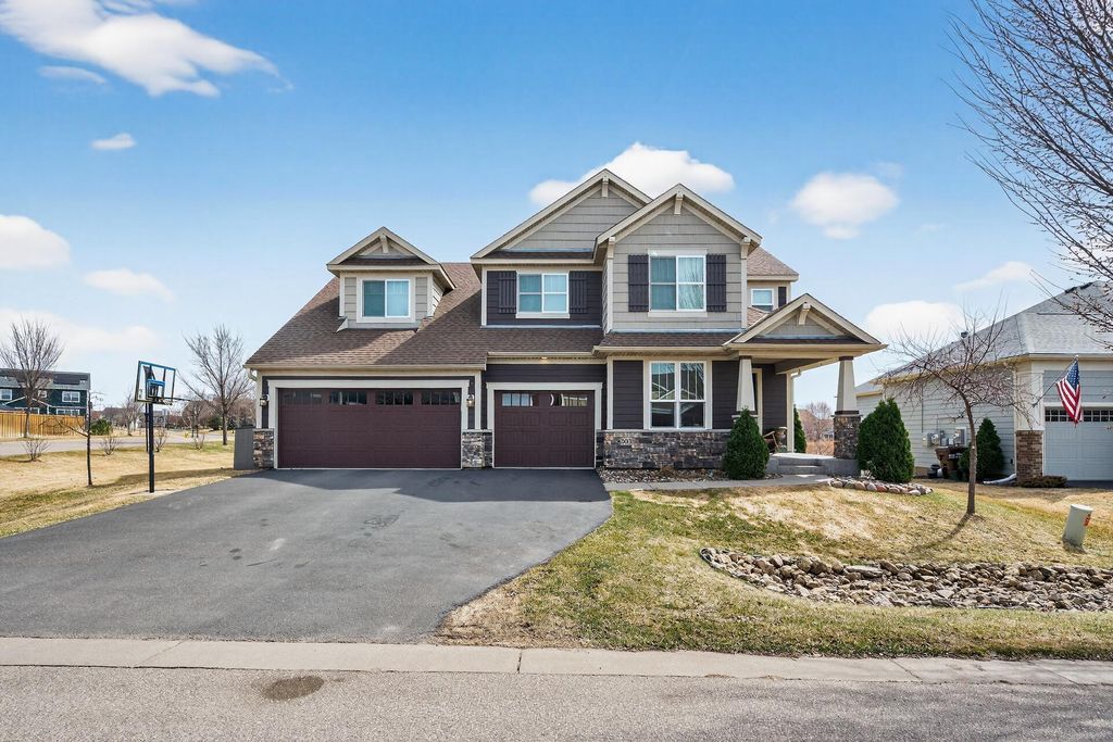 Photo of 303 Primrose Path N, Bayport, MN 55003 (MLS # 7040358)