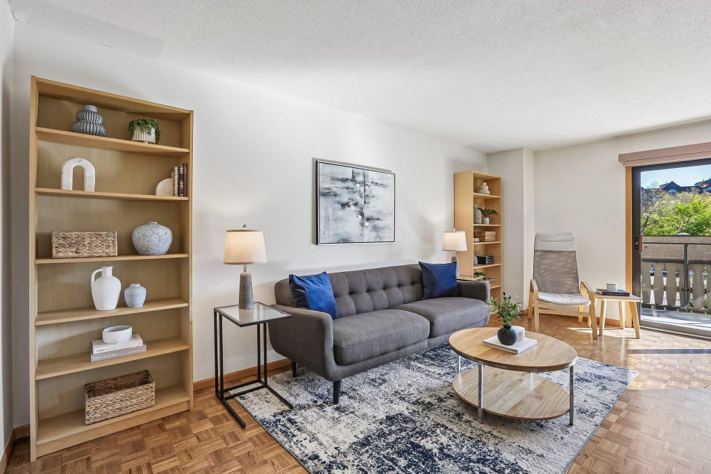 Photo of 410 Groveland Avenue #305, Minneapolis, MN 55403 (MLS # 7163798)