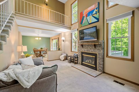 2333 Grange Avenue N Oakdale MN 55128