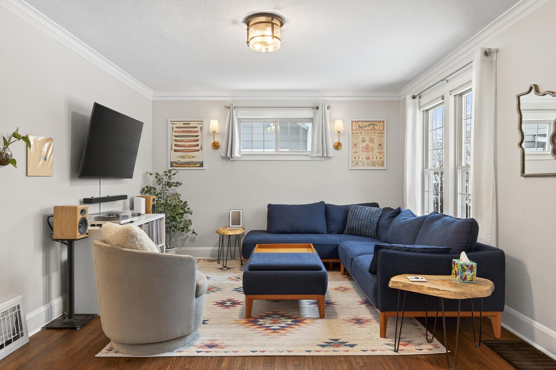 1600 Hartford Avenue