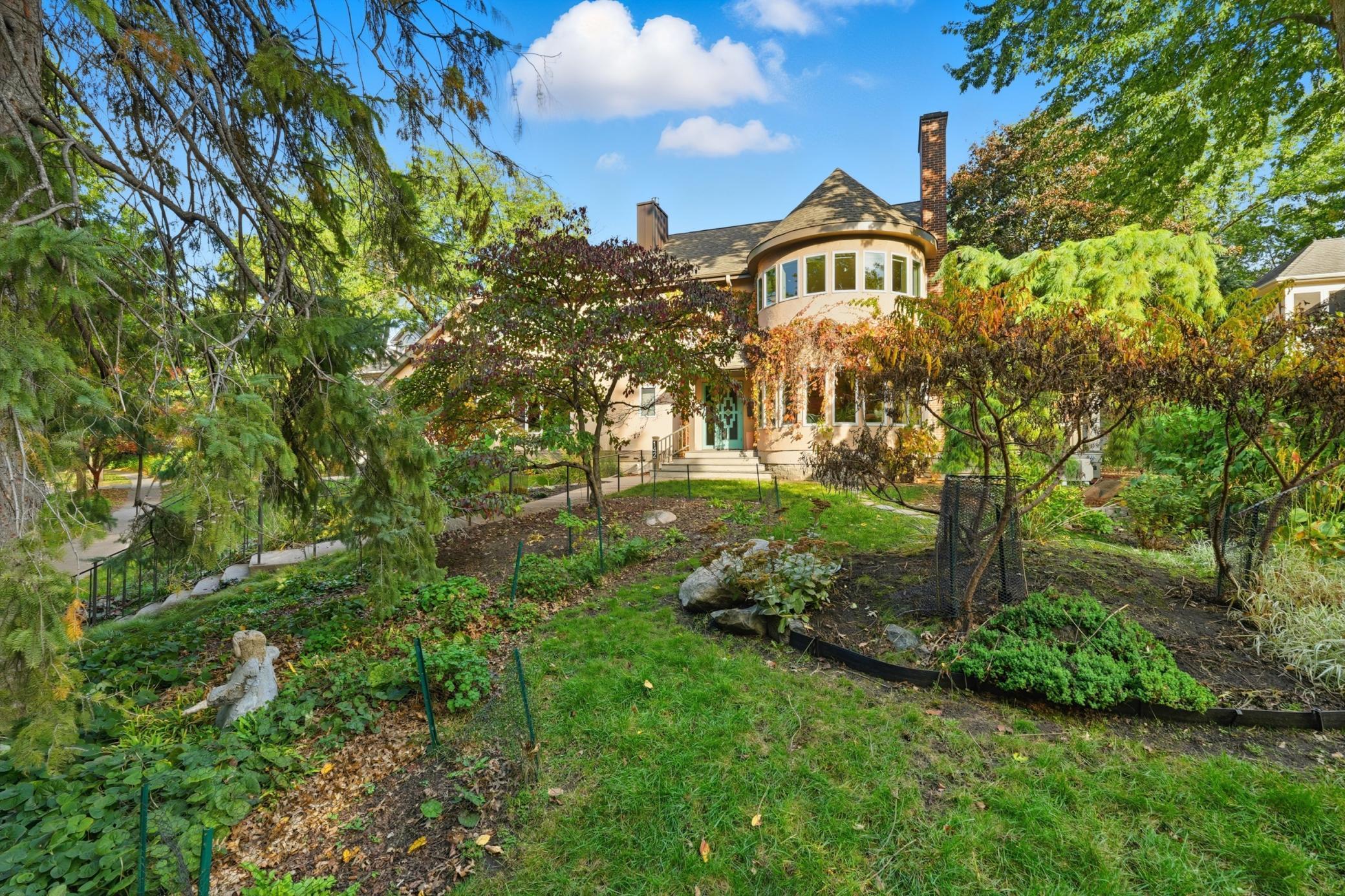 142 Cambridge Street