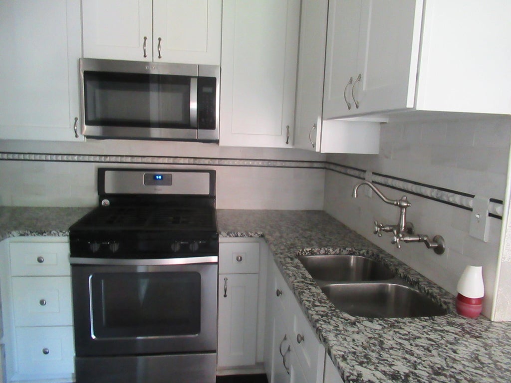 Photo of 2739 Girard Avenue S #101, Minneapolis, MN 55408 (MLS # 7096104)