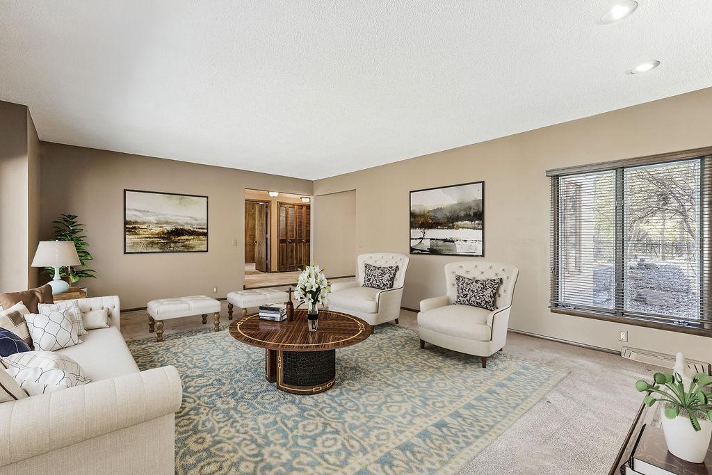 5411 Southwood Drive