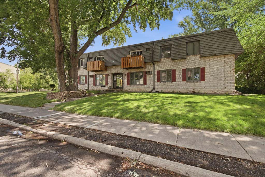 Photo of 6901 Penn Avenue S #204, Richfield, MN 55423 (MLS # 7079227)