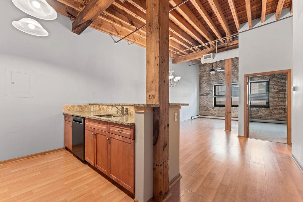 Photo of 400 N 1st Street #602, Minneapolis, MN 55401 (MLS # 7009070)