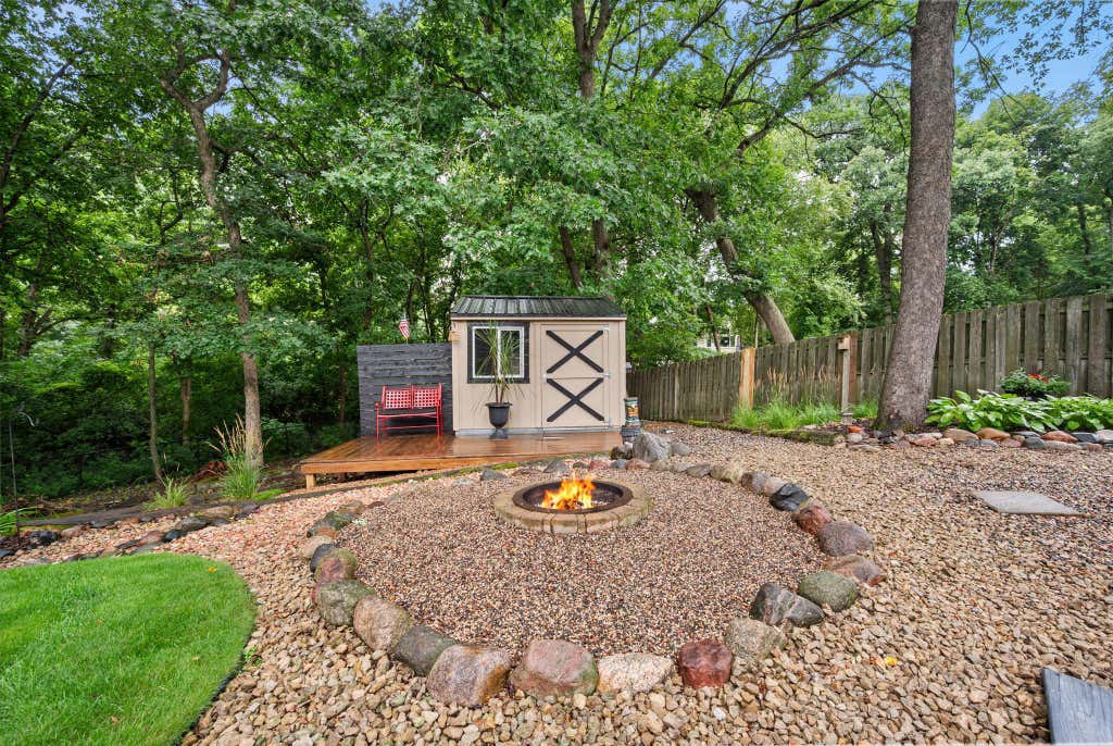 Photo of 17727 Kingsway Path, Lakeville, MN 55044 (MLS # 7127988)