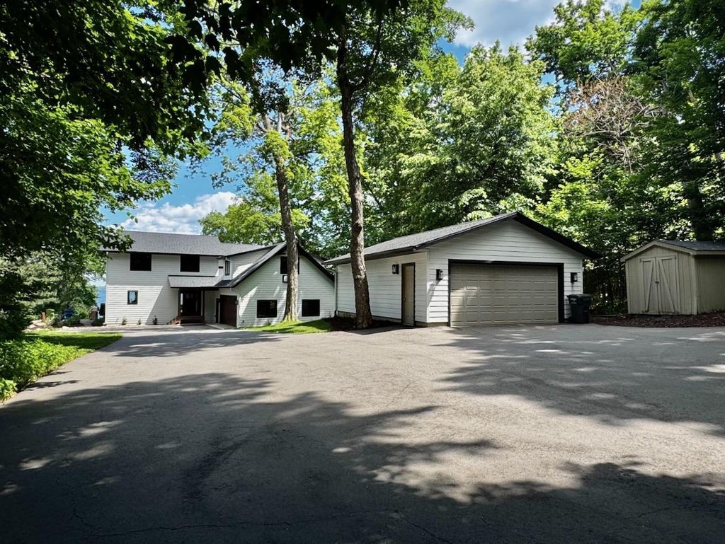 Photo of 8766 Interlachen Road, Nisswa, MN 56468 (MLS # 6745175)