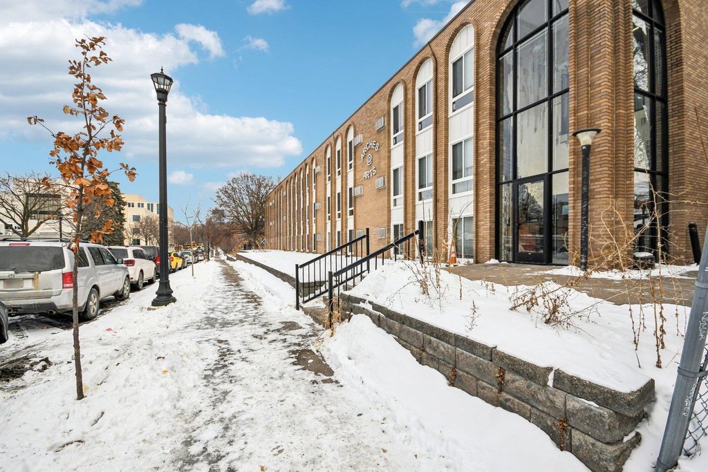 Photo of 2525 3rd Avenue S #3, Minneapolis, MN 55404 (MLS # 7016368)