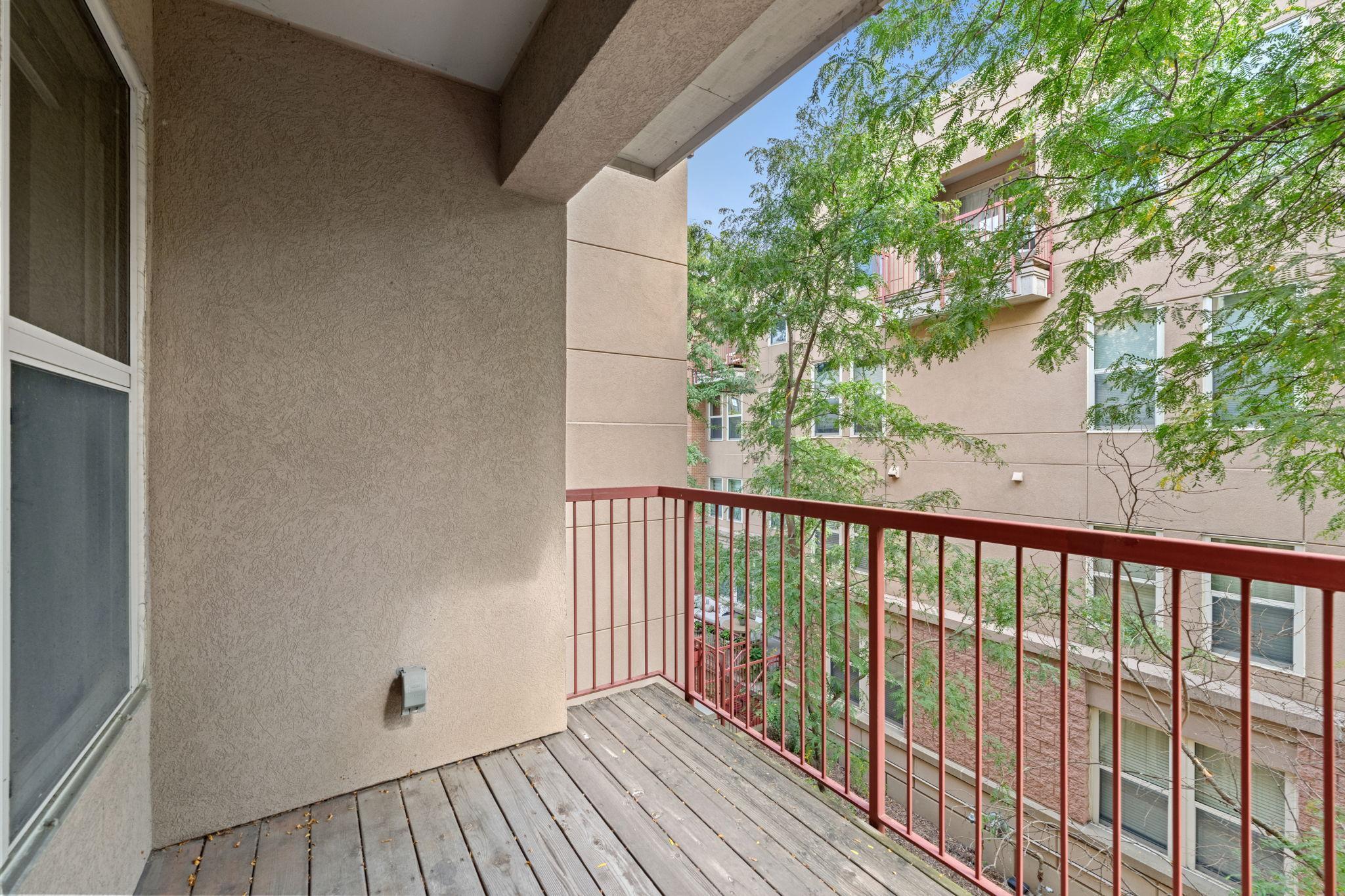 645 N 1st Street 305