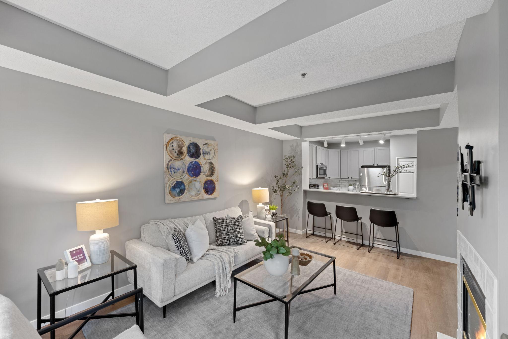 645 N 1st Street 305