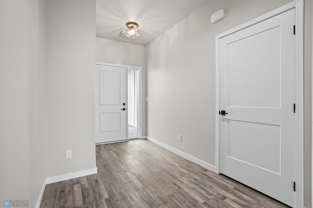 Photo of 202 NEUMAN Boulevard, Colfax, ND 58018 (MLS # 6712600)