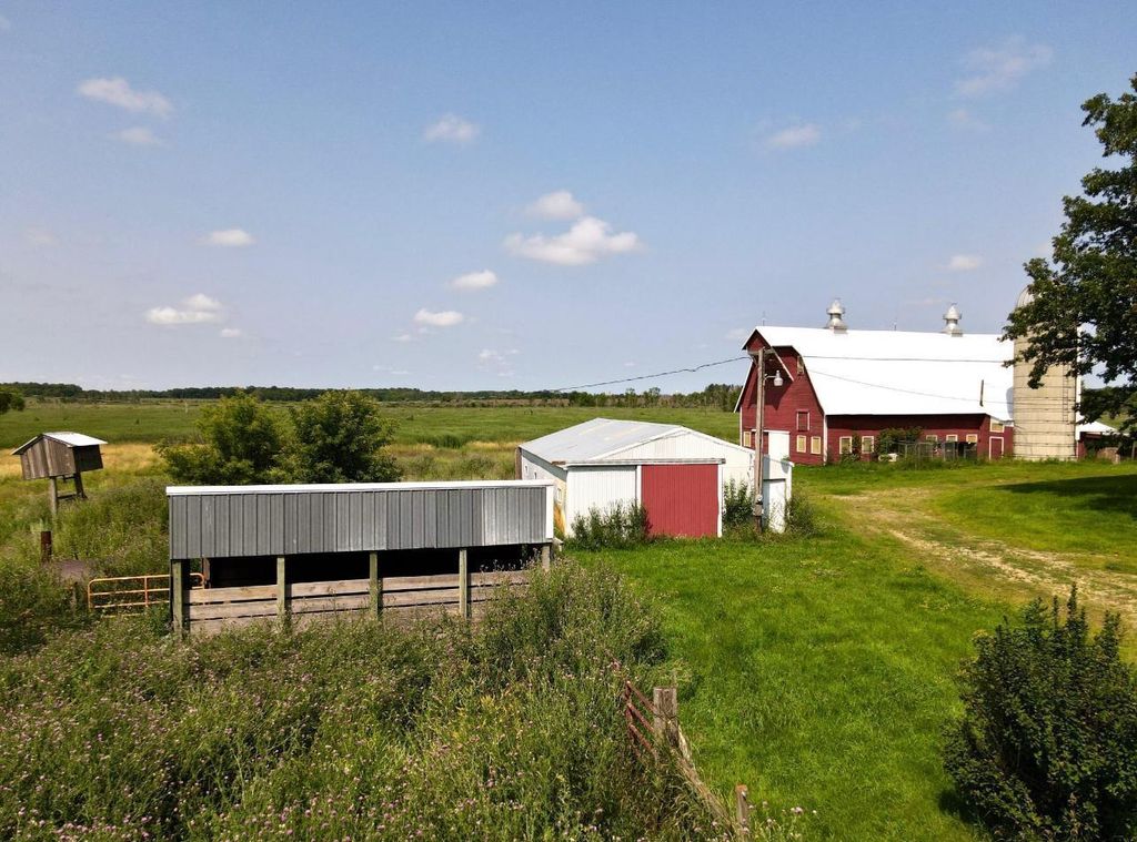 Photo of 39401 US 71, Eagle Bend, MN 56446 (MLS # 6594430)