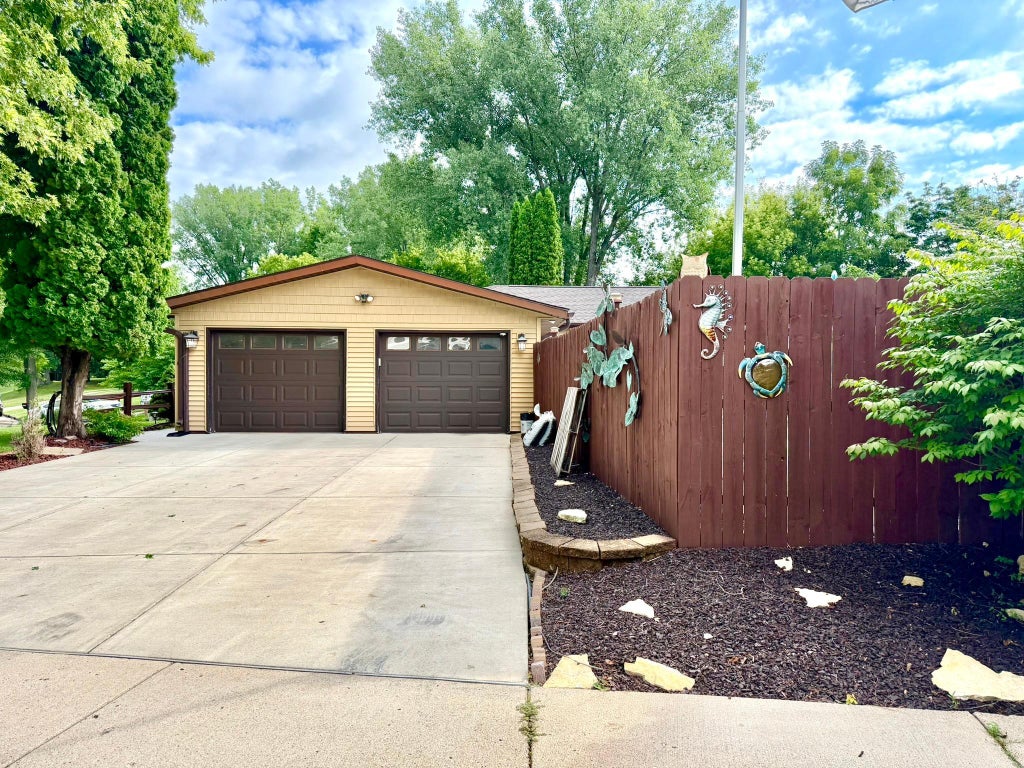 Photo of 2326 Hallquist Avenue, Red Wing, MN 55066 (MLS # 7107253)