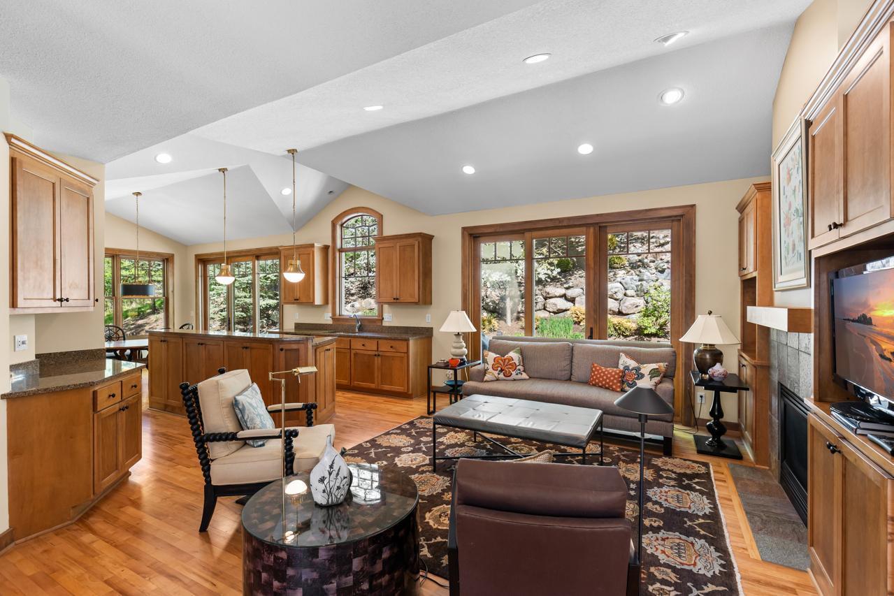 13209 Holasek Lane