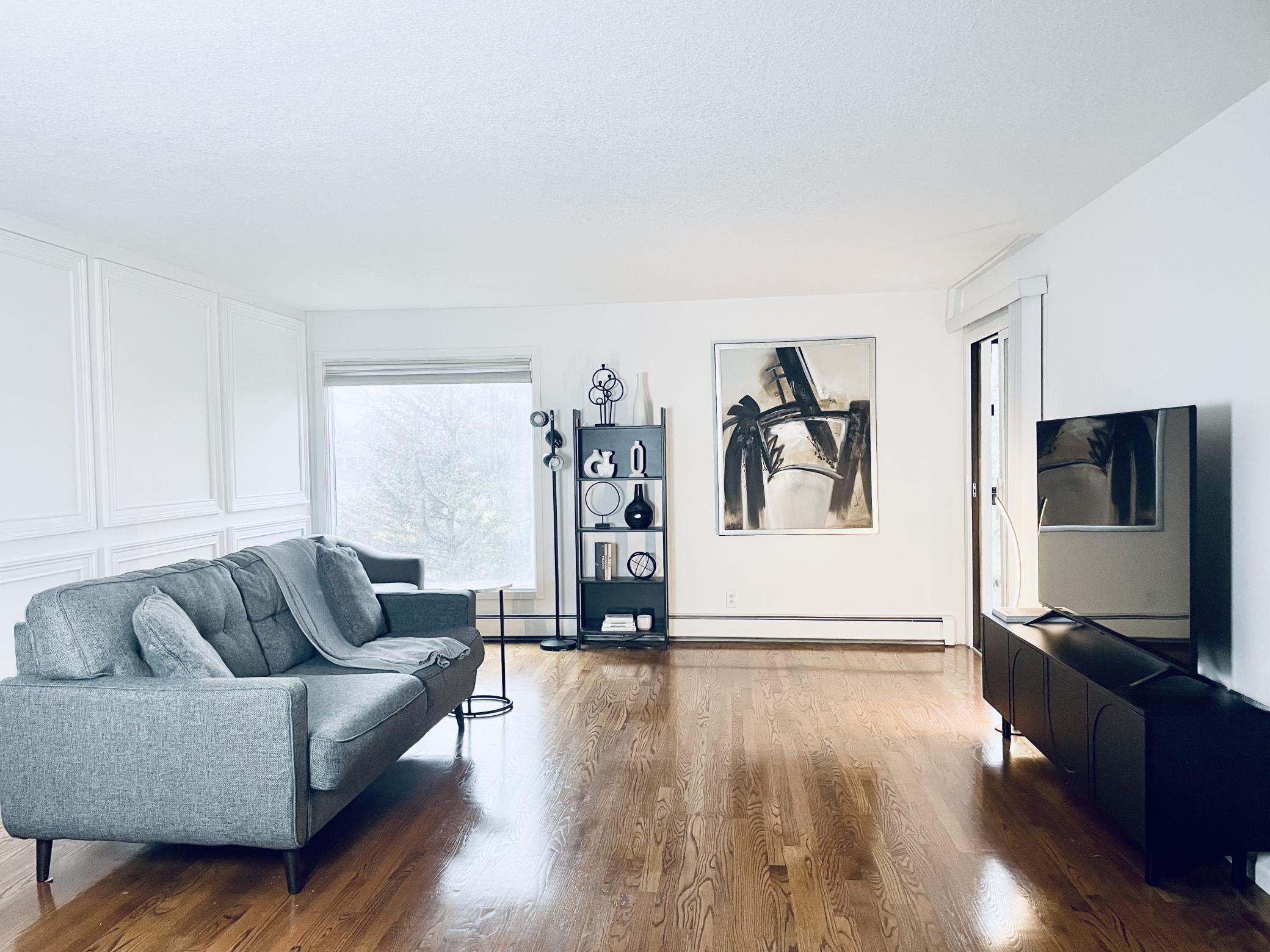 2485 Canabury Drive 205