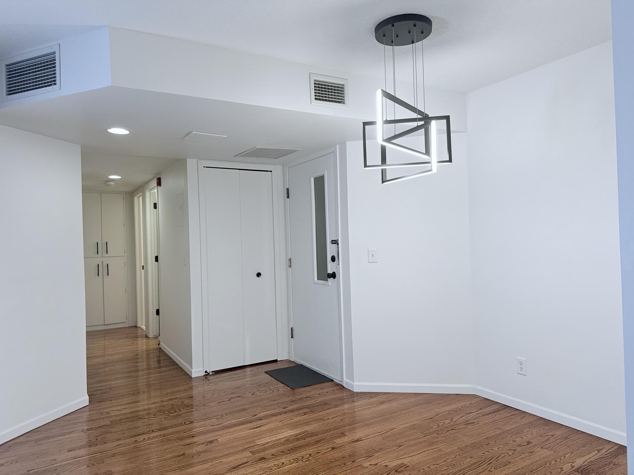 2485 Canabury Drive 205