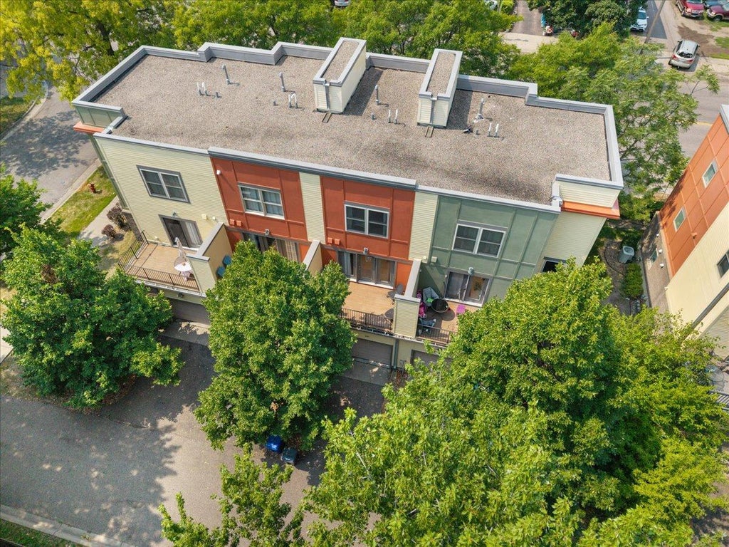 Photo of 640 Dale Street N, Saint Paul, MN 55103 (MLS # 7126201)