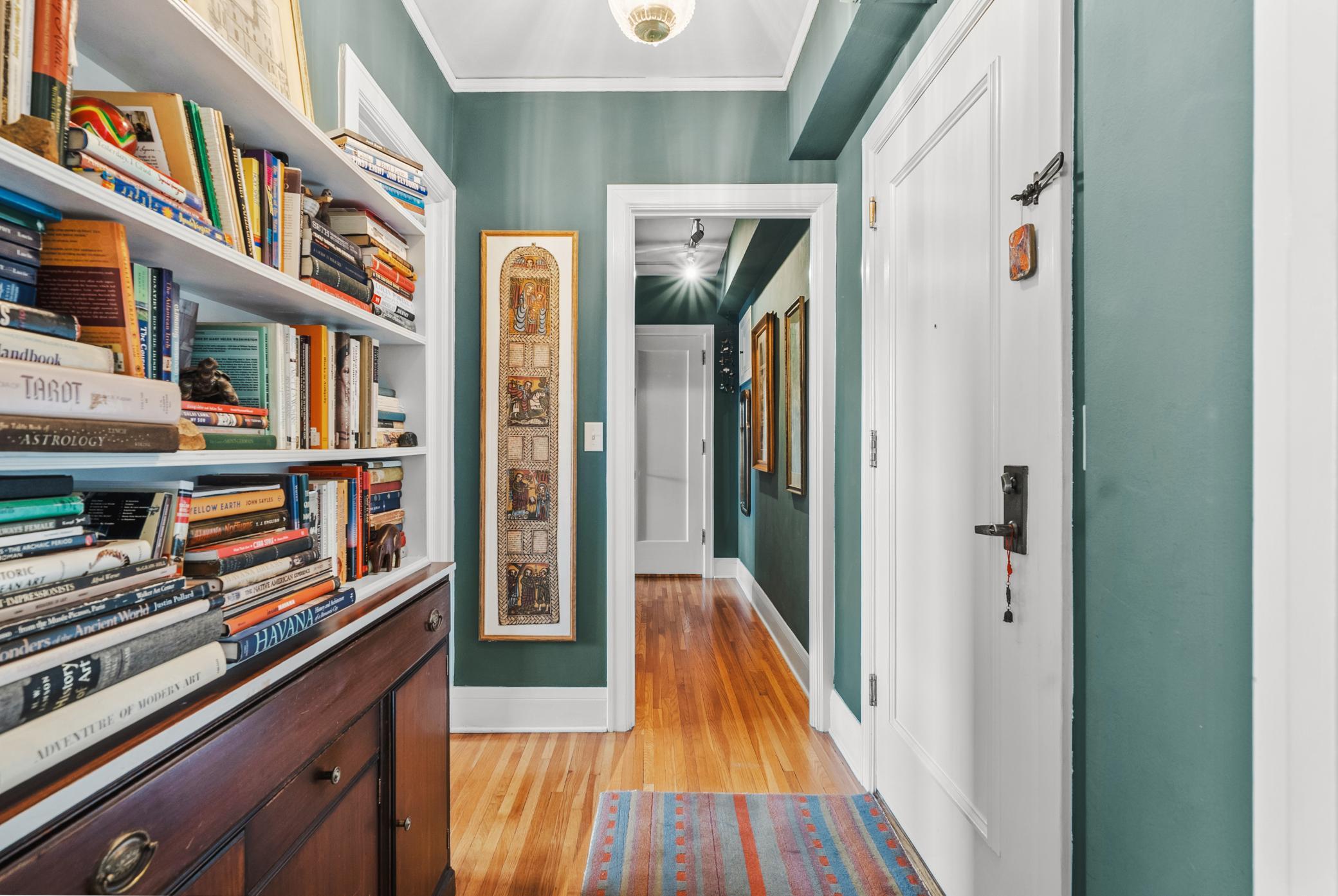 2615 Park Avenue 513