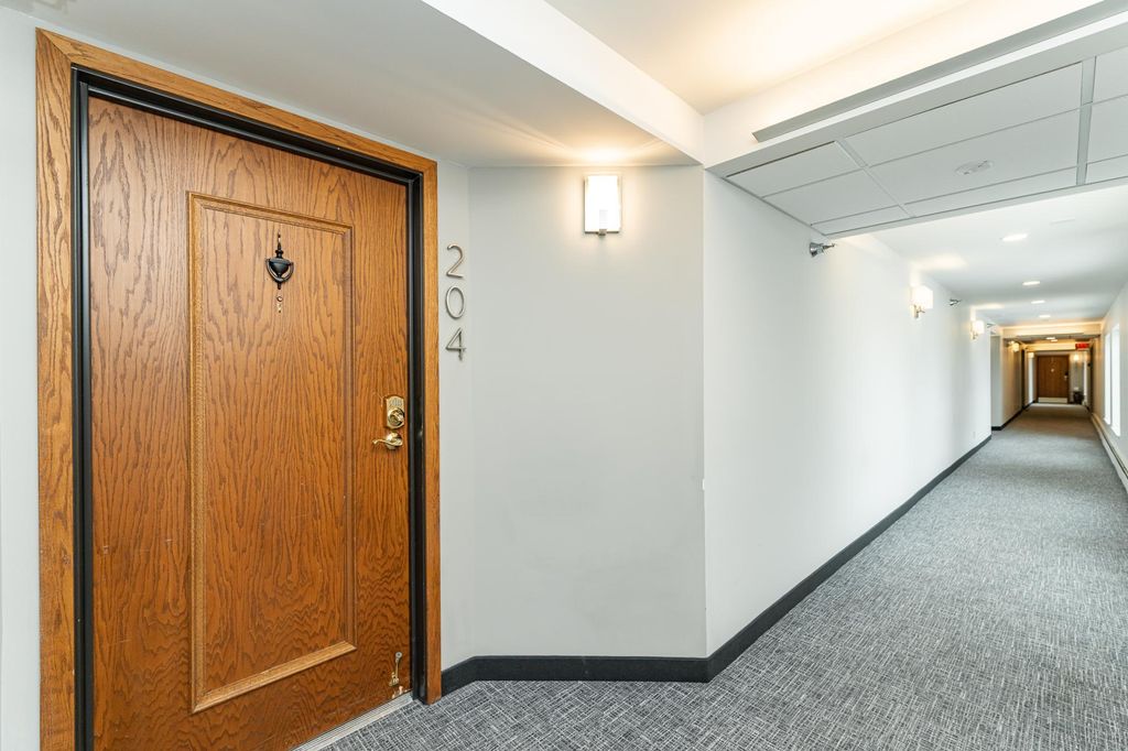 Photo of 121 14th Street NE #204, Rochester, MN 55906 (MLS # 7010847)