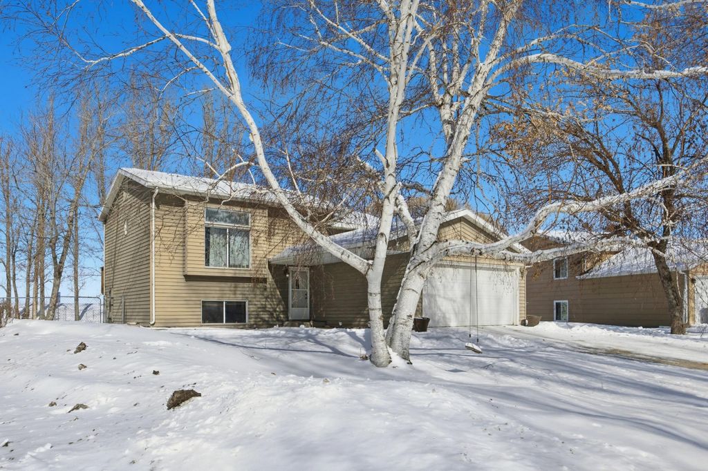 Photo of 2756 26th Street Circle S, Moorhead, MN 56560 (MLS # 7025753)