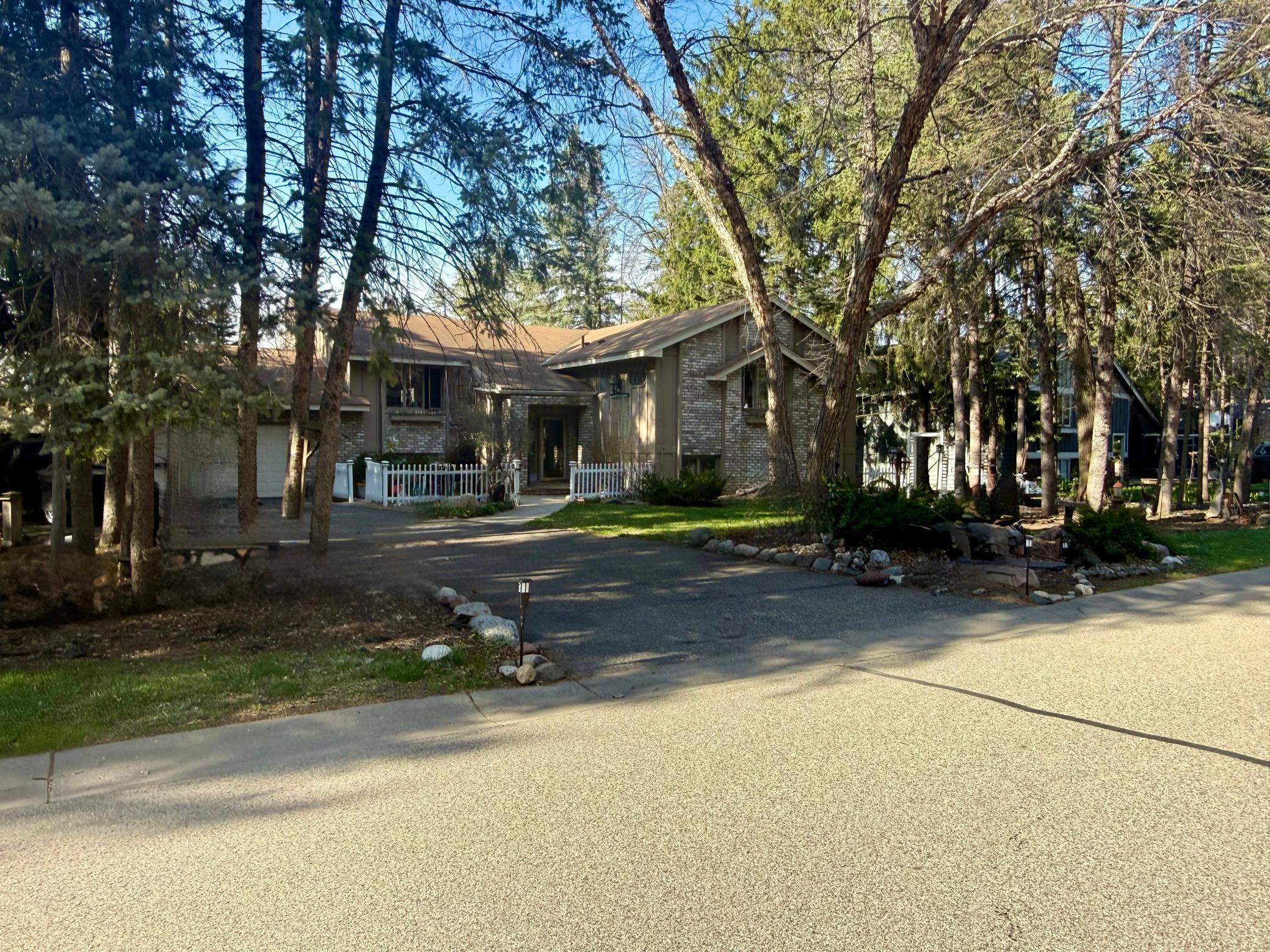 7800 Somerset