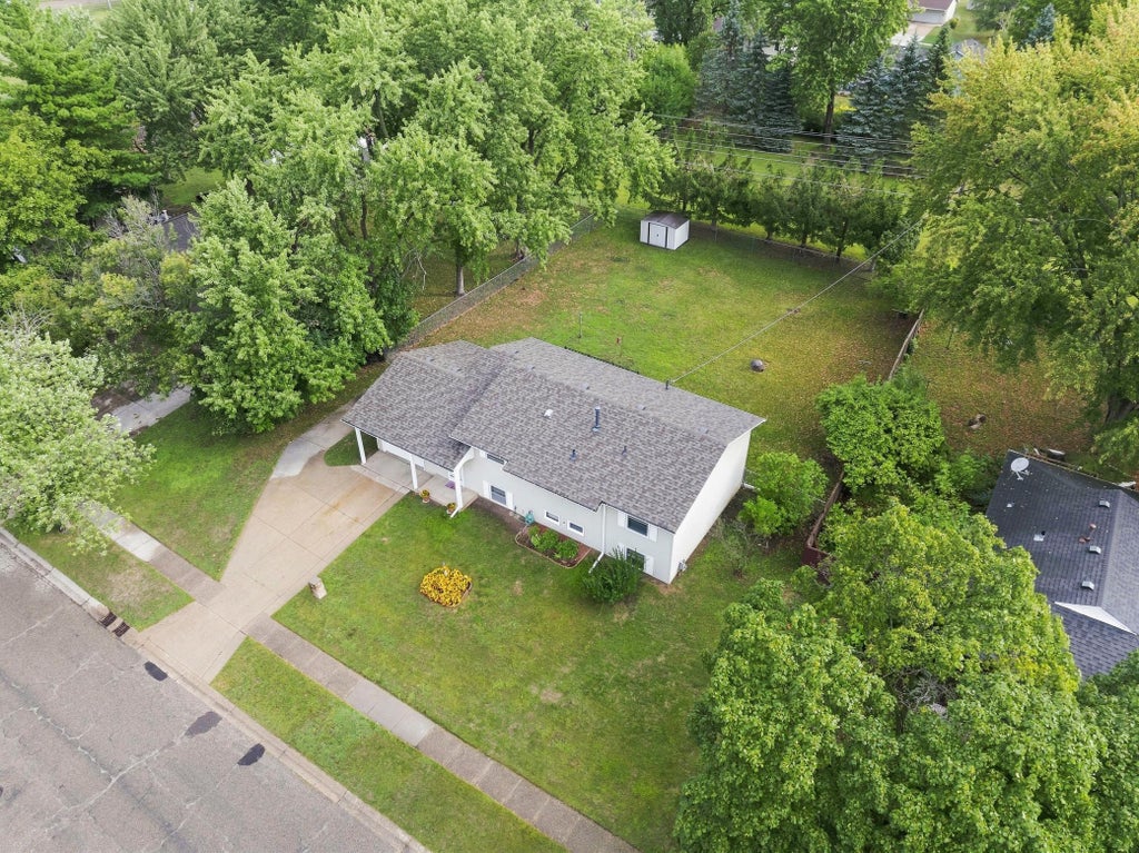 Photo of 829 Oriole Drive, Apple Valley, MN 55124 (MLS # 7141460)