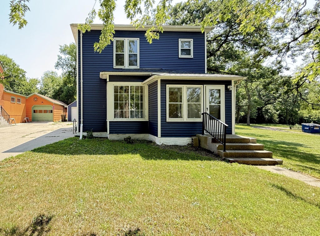 Photo of 143 Washington Street, Granite Falls, MN 56241 (MLS # 7113138)