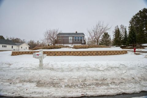 Photo of 802 3rd Street NW, Chisholm, MN 55719 (MLS # 7032044)