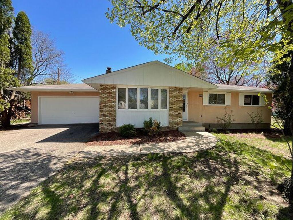 Photo of 69 Langer Circle, West Saint Paul, MN 55118 (MLS # 7033605)
