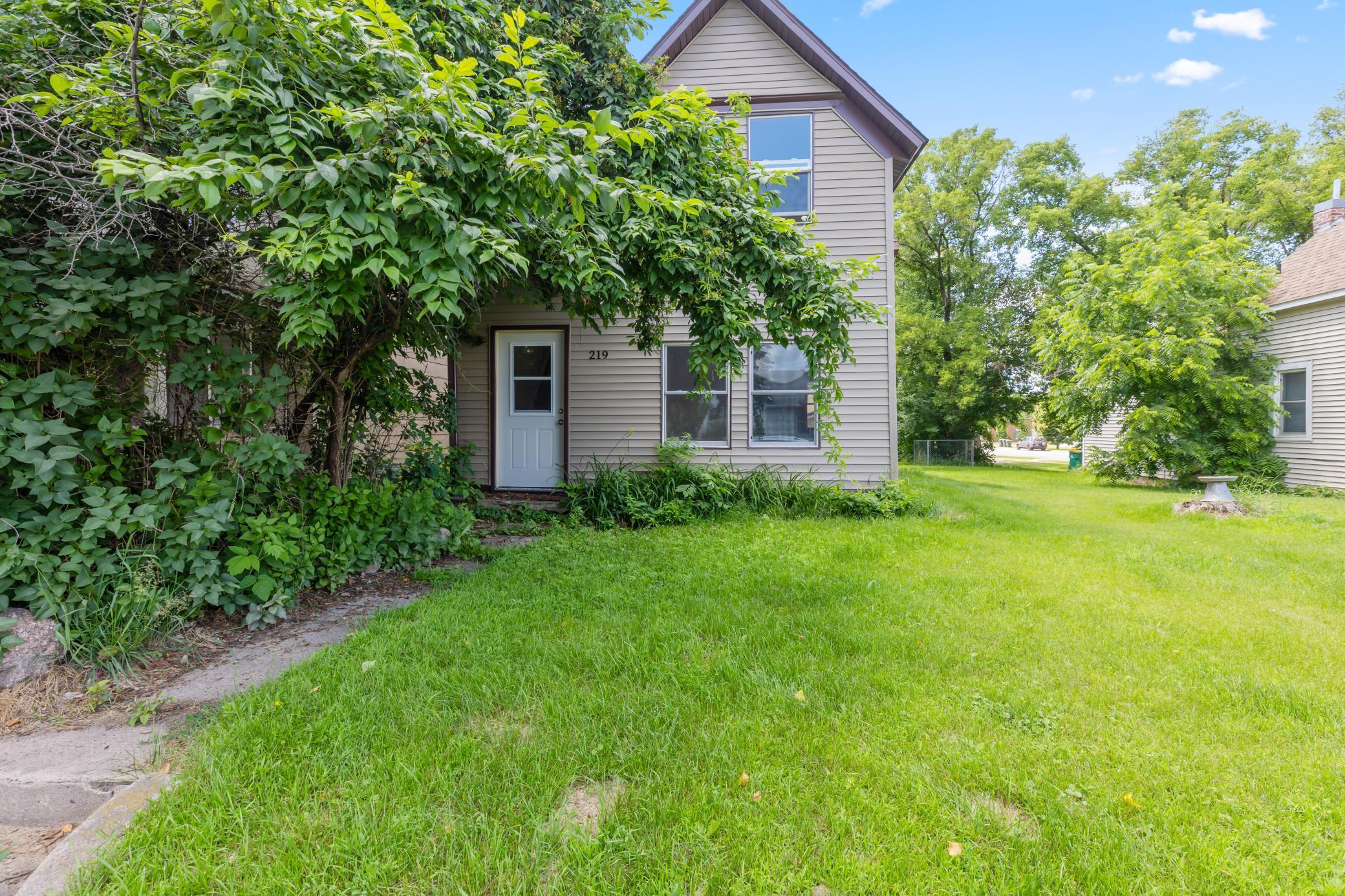 219 N 10th Street