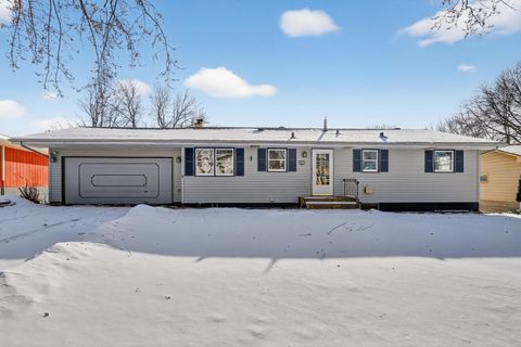 8941 48th Avenue N New Hope MN 55428