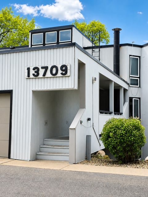 Photo of 13709 Nicollet Avenue #101, Burnsville, MN 55337 (MLS # 7071005)