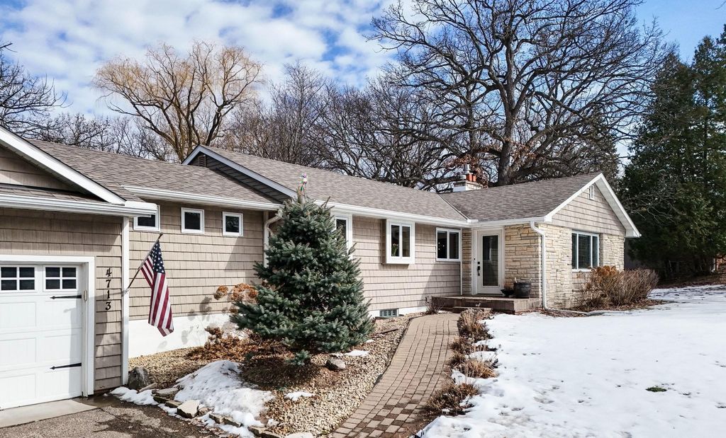Photo of 4713 Fairhills Road W, Minnetonka, MN 55345 (MLS # 7021565)