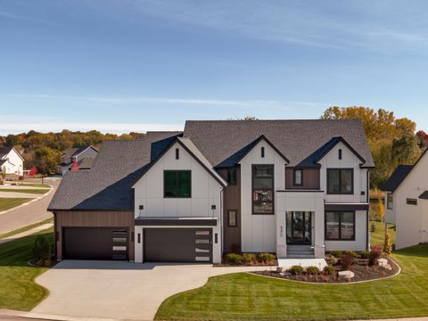 16504 47th Place N Plymouth MN 55446