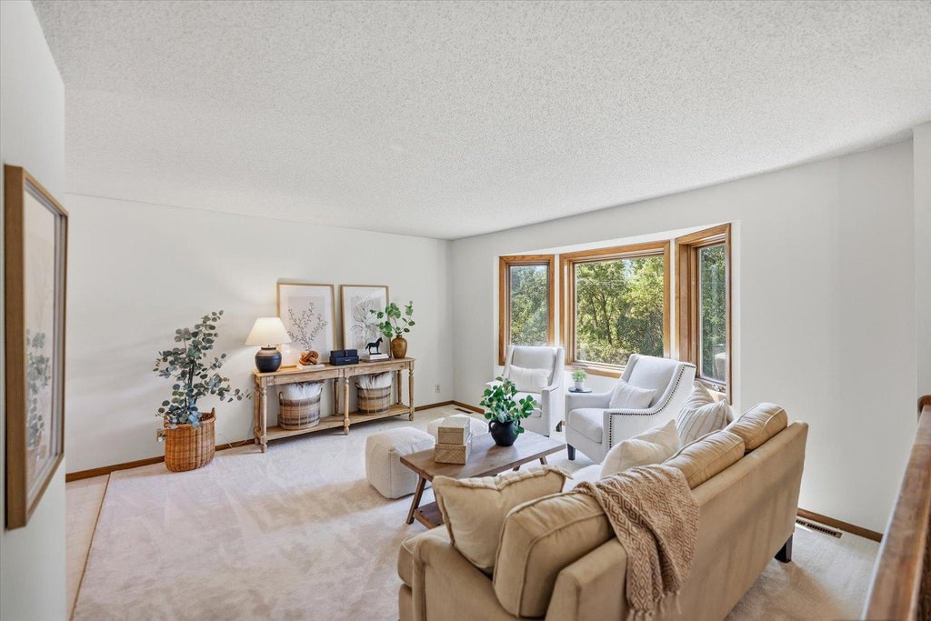 Photo of 1420 Sylvan Street, Saint Paul, MN 55117 (MLS # 7125682)