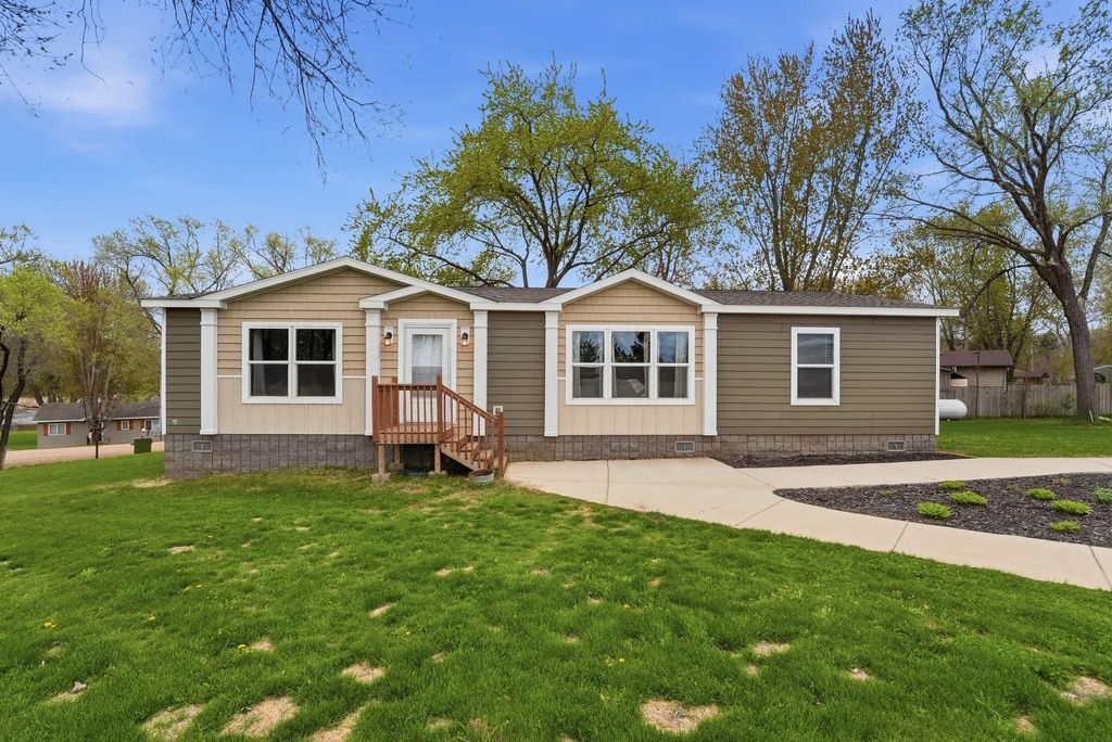 Photo of 335 146th Street, South Haven, MN 55382 (MLS # 7063589)