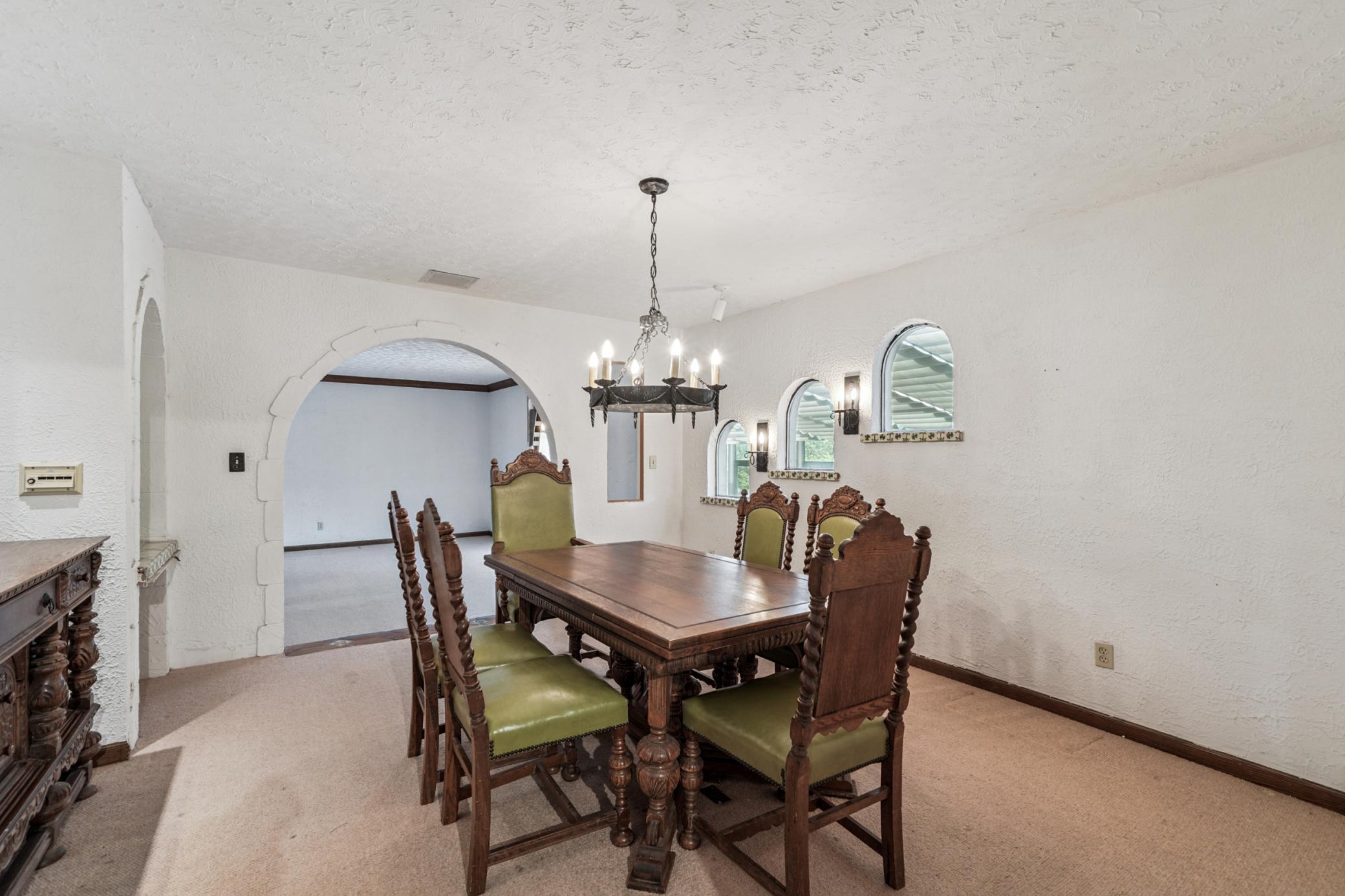 8409 Bayridge Circle