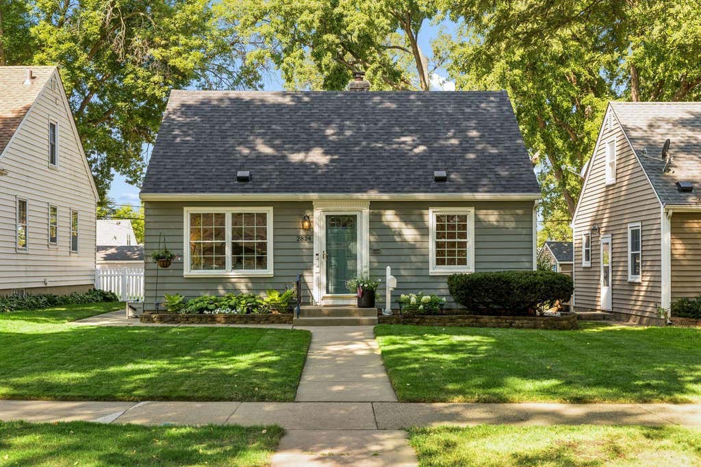 Photo of 2824 Idaho Avenue S, Saint Louis Park, MN 55426 (MLS # 7130705)