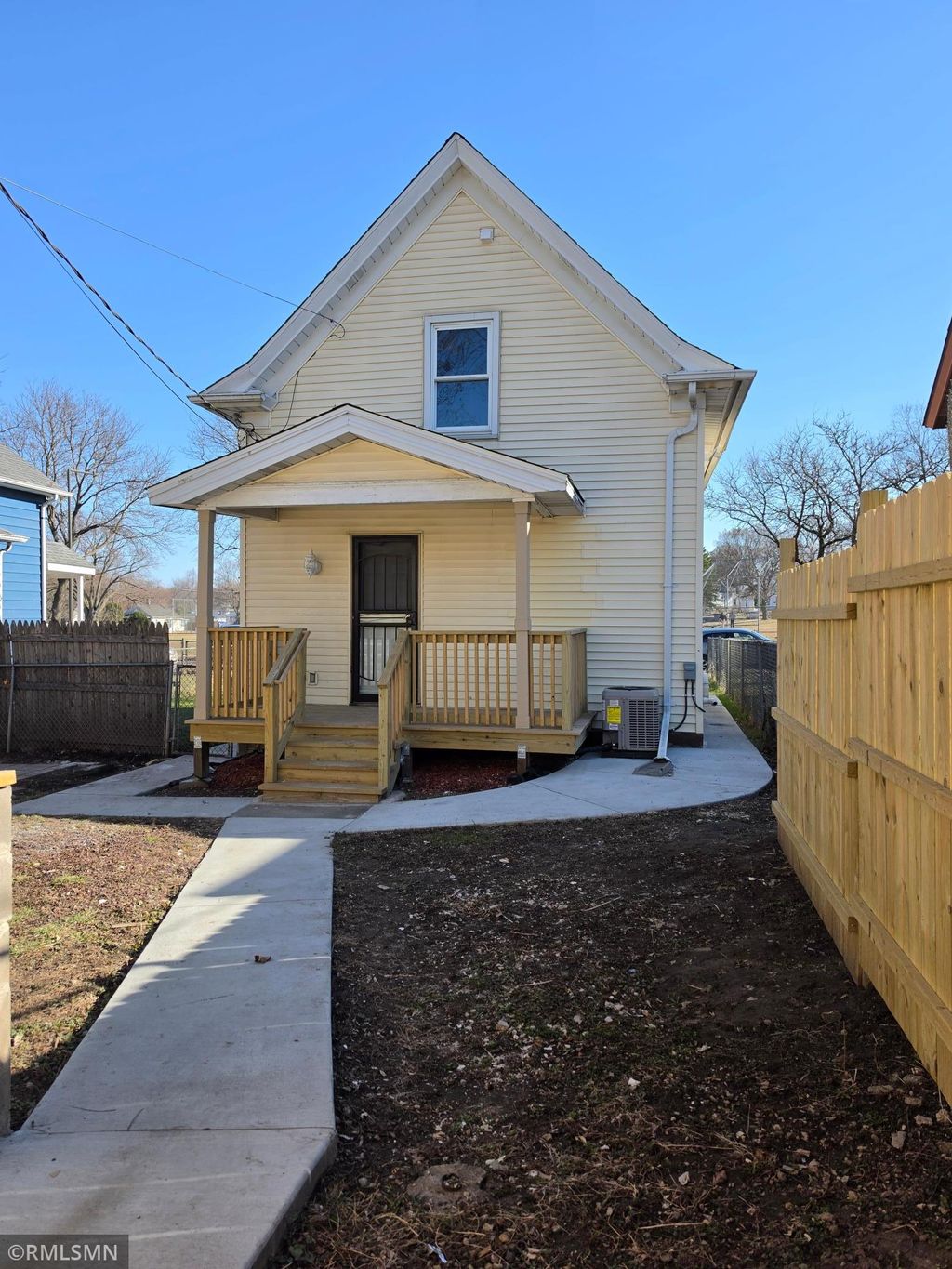 Photo of 853 Conway Street, Saint Paul, MN 55106 (MLS # 7050517)