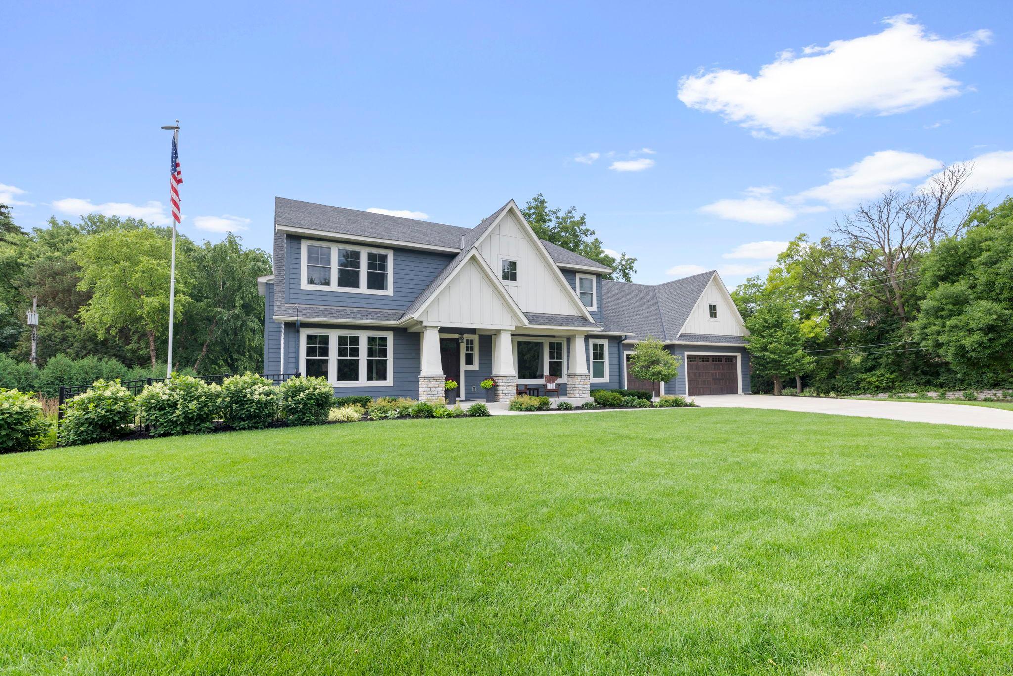 6105 Pine Grove Road